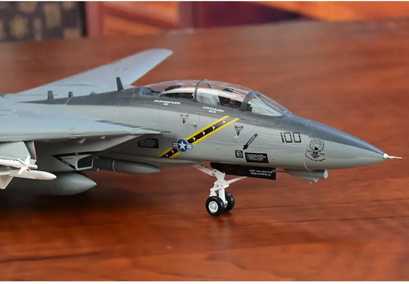 Предварительно построенный 1: 72 F-14 Tomcat F-14B сверхзвуковой двуххвостовой VF-103 реактивный самолет хобби Коллекционная готовая пластиковая модель самолета