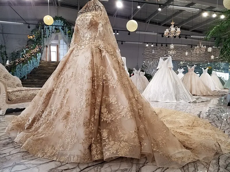 Женское свадебное платье со шлейфом SSYFashion роскошное золотистое винтажное из