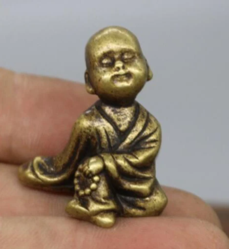 

( mini ) Delicate Chinese Old-style Brass Carved Monk Auspicious Statue