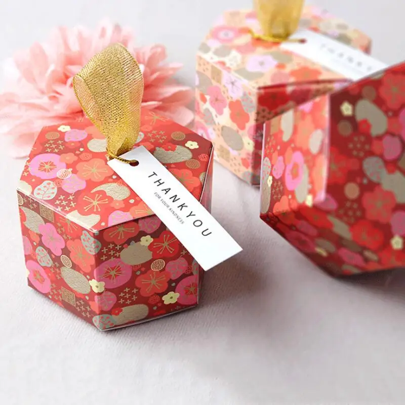 

30pcs Plum Flower Hexagon Creative Folding Paper Gift Box Wedding Favors Party Candy Box Baby Shower Thanks Gift Box