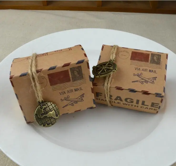 

Aircraft Posting Candy Box Jewelry Box Event Party Supplies Wedding Favor DIY Retro Kraft Paper Watch Box with Ribbon Pendant