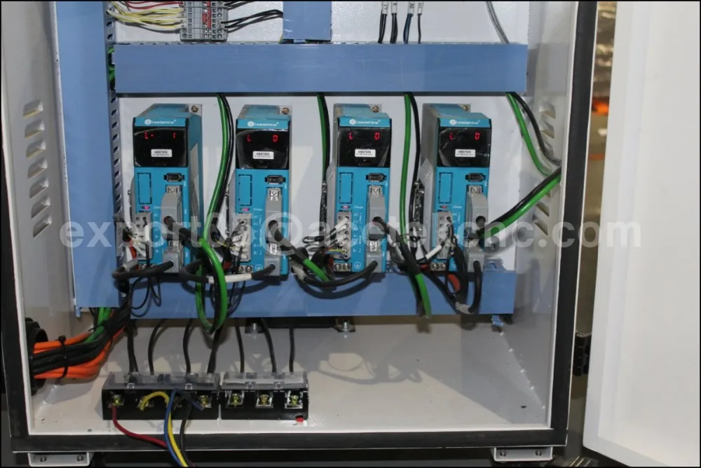 Горячая продажа в Китае Alibaba токарный станок 3d для резки древесины/1325 древесины cnc