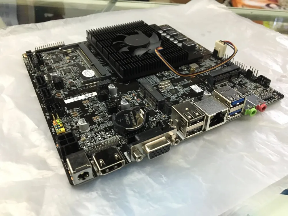 Ультра-тонкий мини-itx Встроенная Материнская плата в Процессор A8 6410 R5 видео график обработки APU USB 3,0 VGA RJ45 HDMI USB mSata Применение, работающего на постоянном токе 12 В