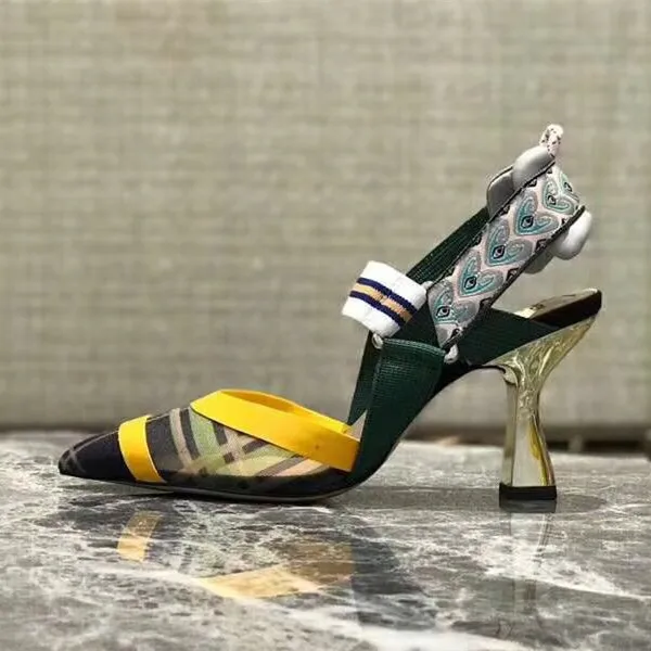yellow 9 cm heel Весенне-летние, воздушные, сетчатые свадебные туфли Для женщин на высоком каблуке, острый носок взлетно-посадочной босоножки с вышивкой; женские туфли с мозаичным рисунком - Цвет: yellow 9 cm heel