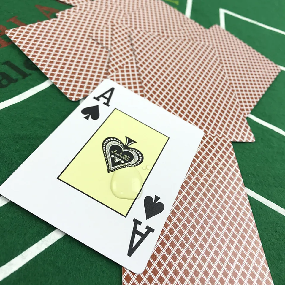 Yernea 2 компл./лот баккара Техасский Холдем Пластик игральных карт чехол-накладка мягкий карты для покера зеленого и коричневого цветов настольные игры 2,48*3,46 дюймов