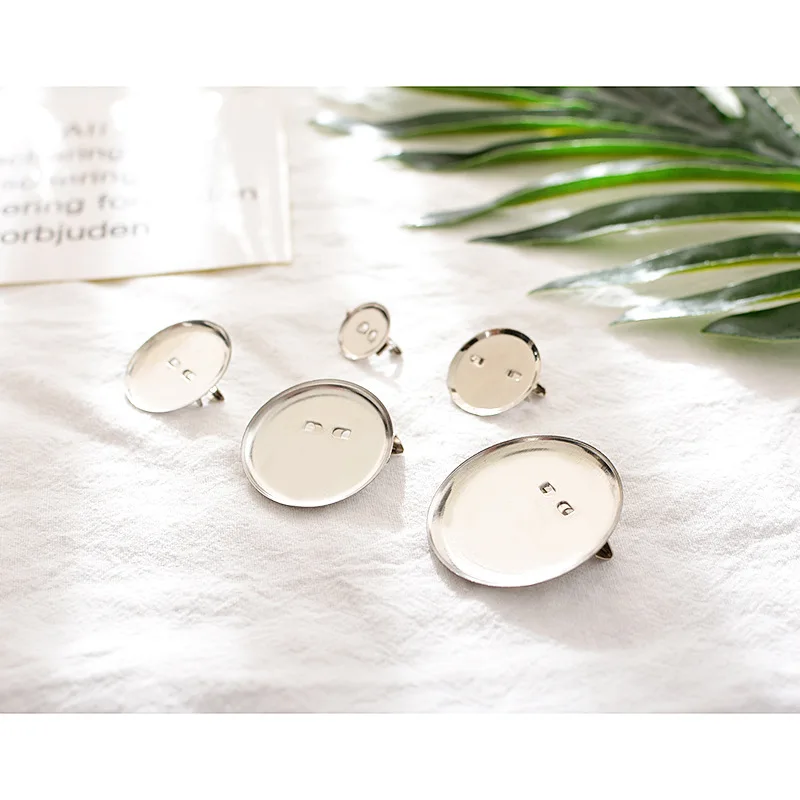 

50pcs/lot Brooch Base with Clip and Safety Pin Cabochon Blanks Trays Cameo Cabochon Base Setting Supplies For DIY Jewelry Making