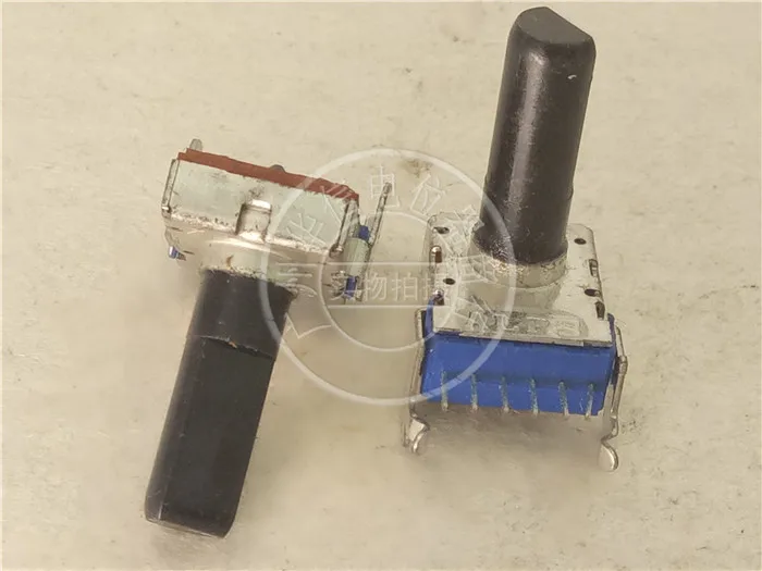 Оригинальный новый горизонтальный двойной потенциометр типа 100% 142 C500K 504C ручка 18 мм f RK12L1210C1Y (переключатель)