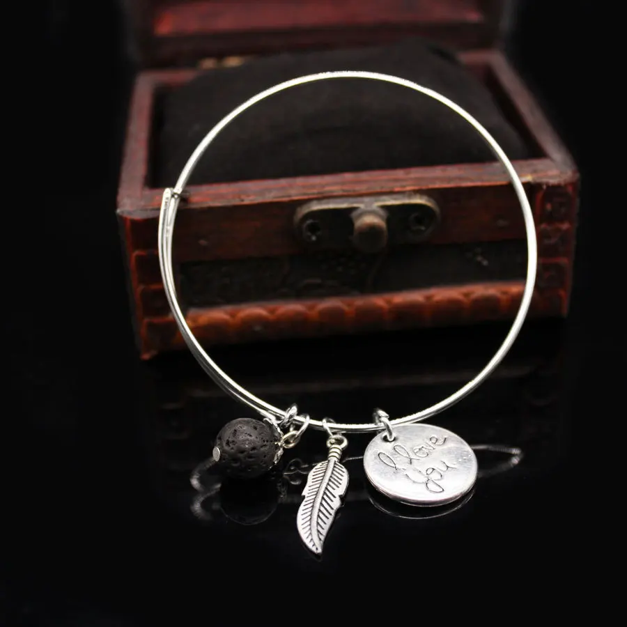 

ALX 014 new European style of ancient svalloy bangle bracelet love feathers pendant jewelry factory direct foreign trade