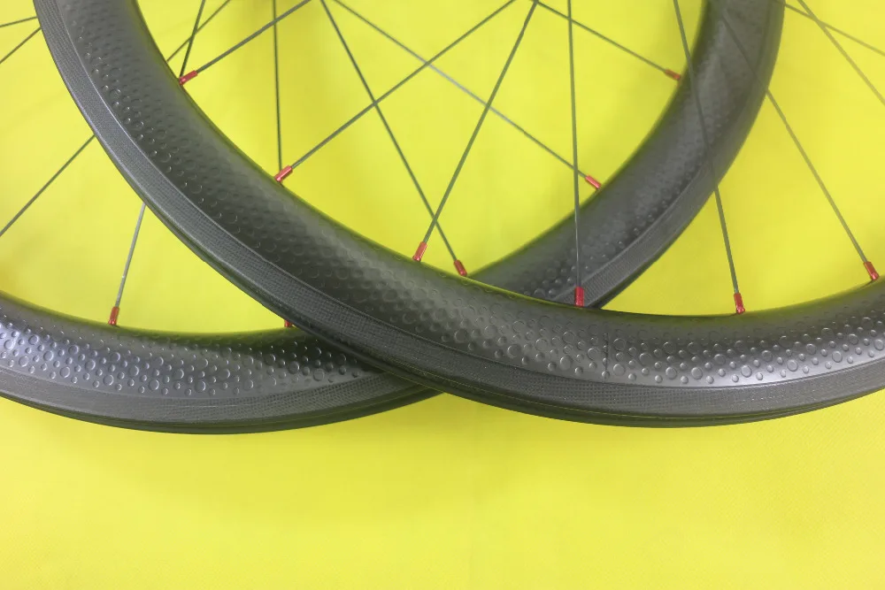 Карбоновые колеса для шоссейного велосипеда 45 мм 700c клинчерная втулка R36 20/24H с