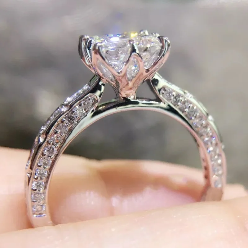 Высокое качество S925 серебро Корона принцесса имитация Moissanite карат Роскошное