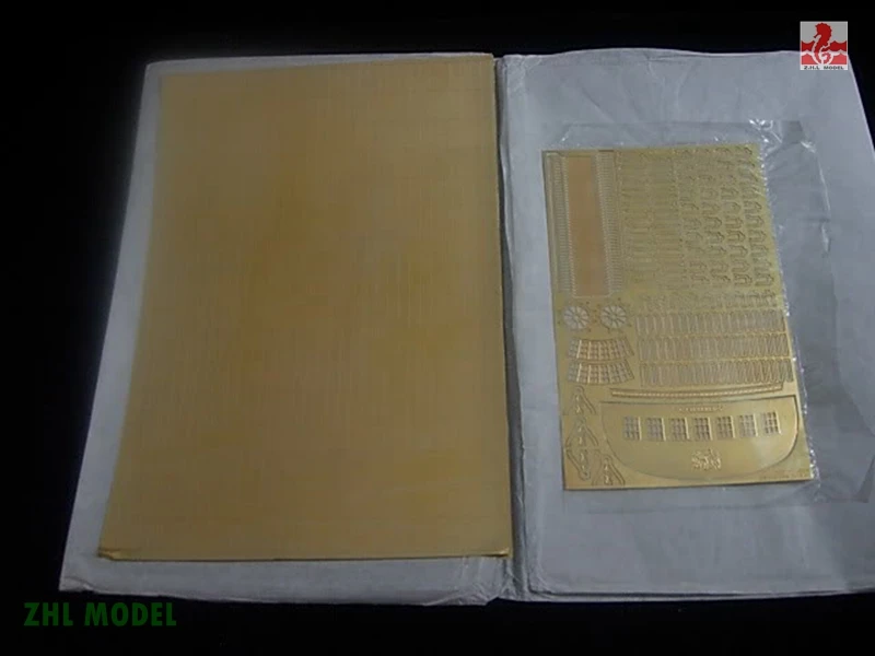 ZHL сюрприз модель корабля