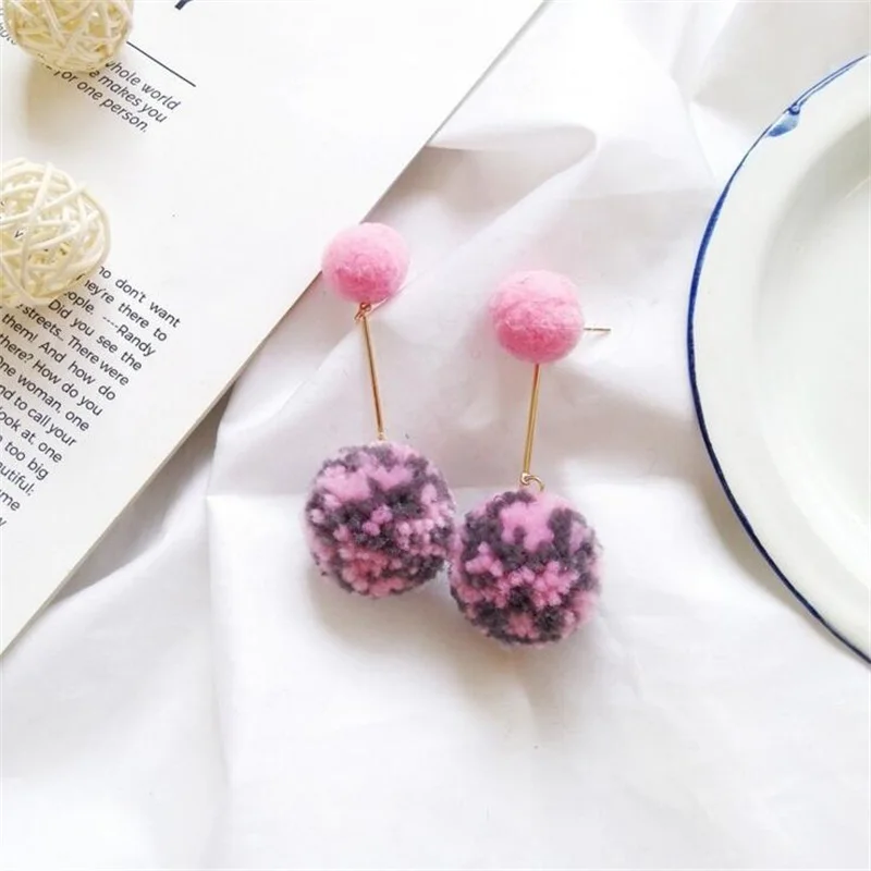 2018 модные красочные круглый плюшевые перья мяч серьги творчески темперамент Для