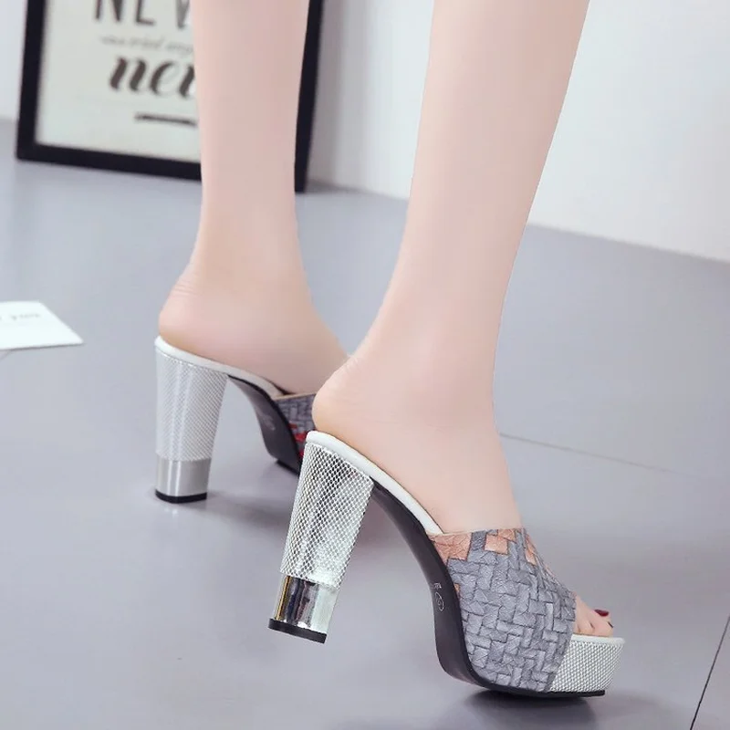 

Women Slipper's 2019 Ladies Summer Slippers Shoes Women High Heels Platform Fashion Summer Shoes Non-slip