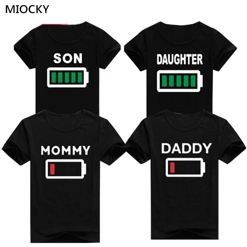 Family Clothing Mommy Daughter Son Summer Battery T Shirt Father&amp Mother&ampKids Matching Outfits Mother Clothes E0102 | Мать и