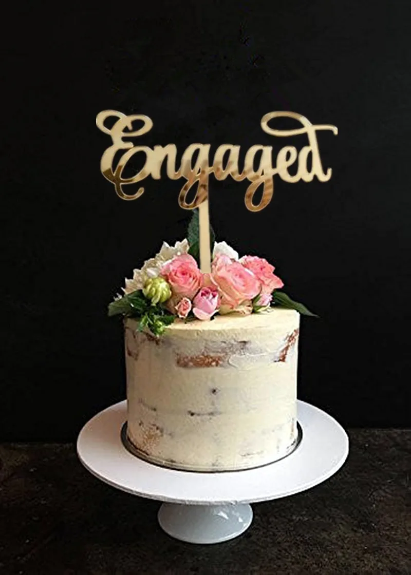 Зеркало золотое занимается акриловый торт фигурки жениха и невесты Обручение