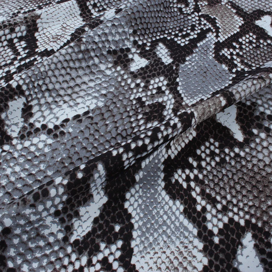 Модное шифоновое платье со змеиным рисунком размер от 148 см | Дом и сад