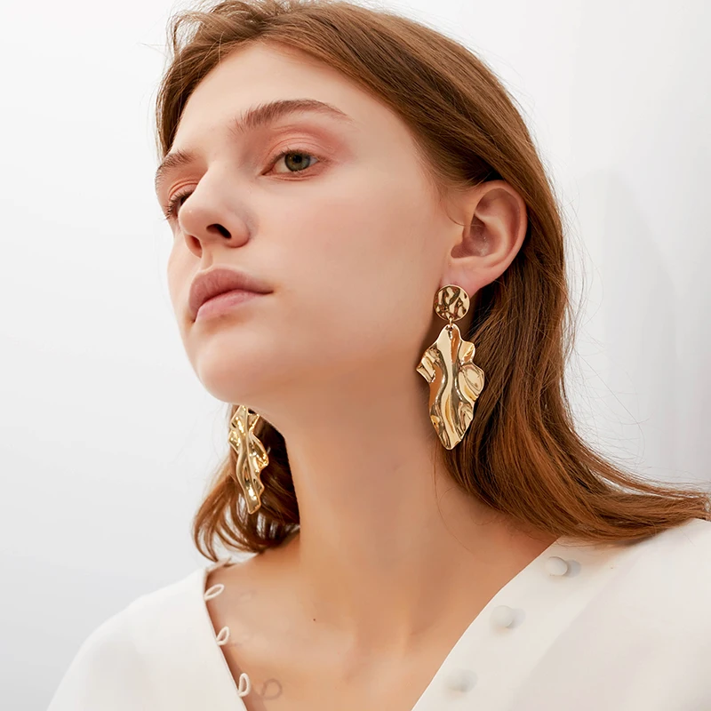 Новые серьги креативные длинные холодного ветра женские массивные ювелирные