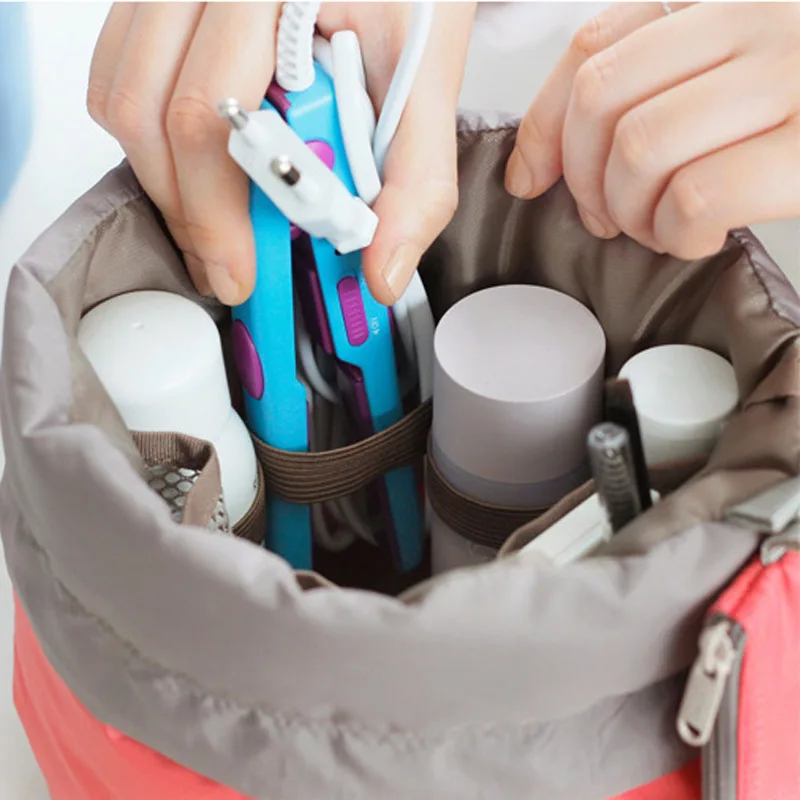Дорожная нейлоновая сумка для косметики в форме бочонка вместительные
