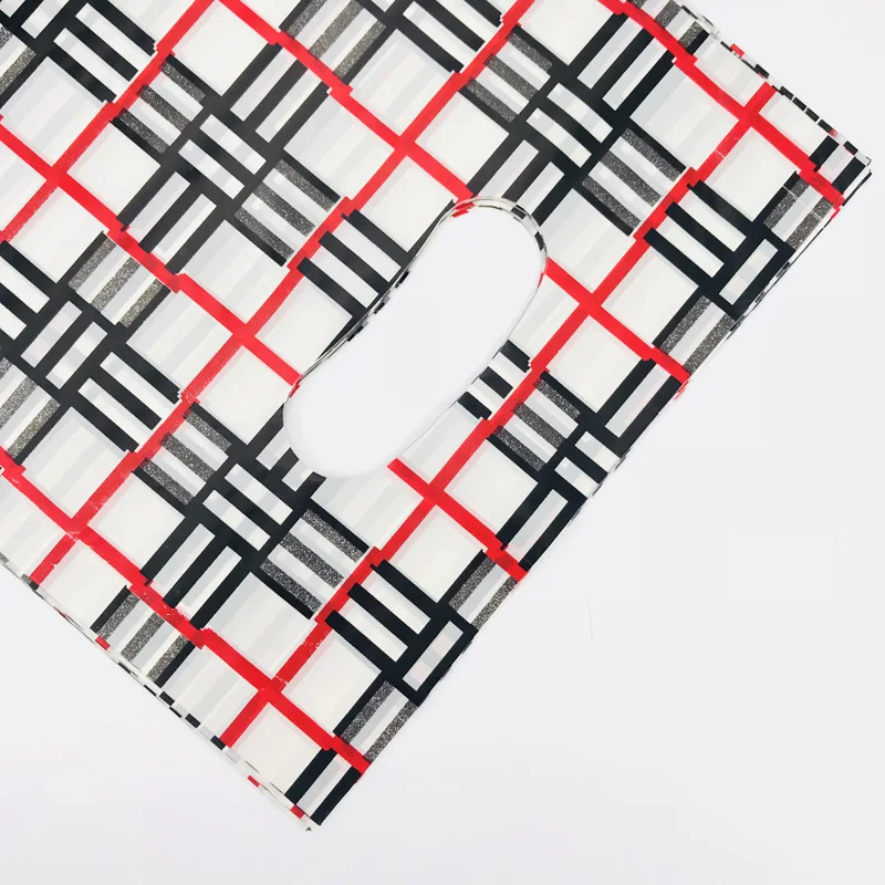 Small Black Red Striped Lattice 20x25cm Plastic Gift Bag With Handles Jewelry Handle Bags For Shops 100pcs | Дом и сад