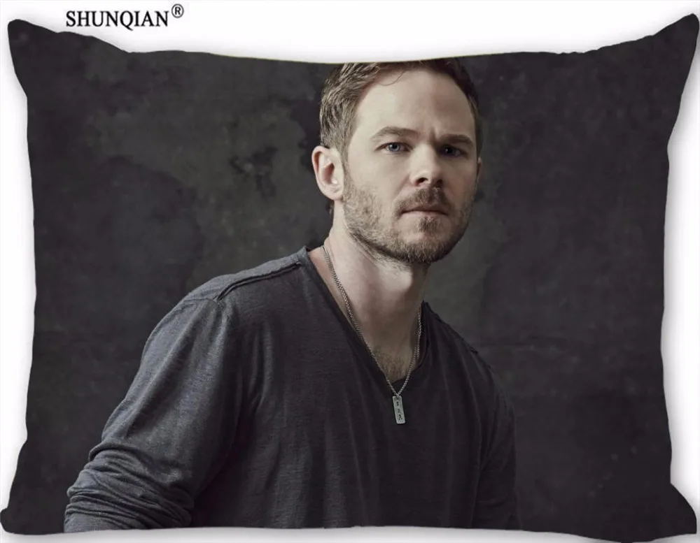 

New Custom Aaron Ashmore Pillowcase Zippered Rectangle Pillow Cover Cases Size 45X35cm,40x60cm,45X75cm,50X75cm(Two sides)