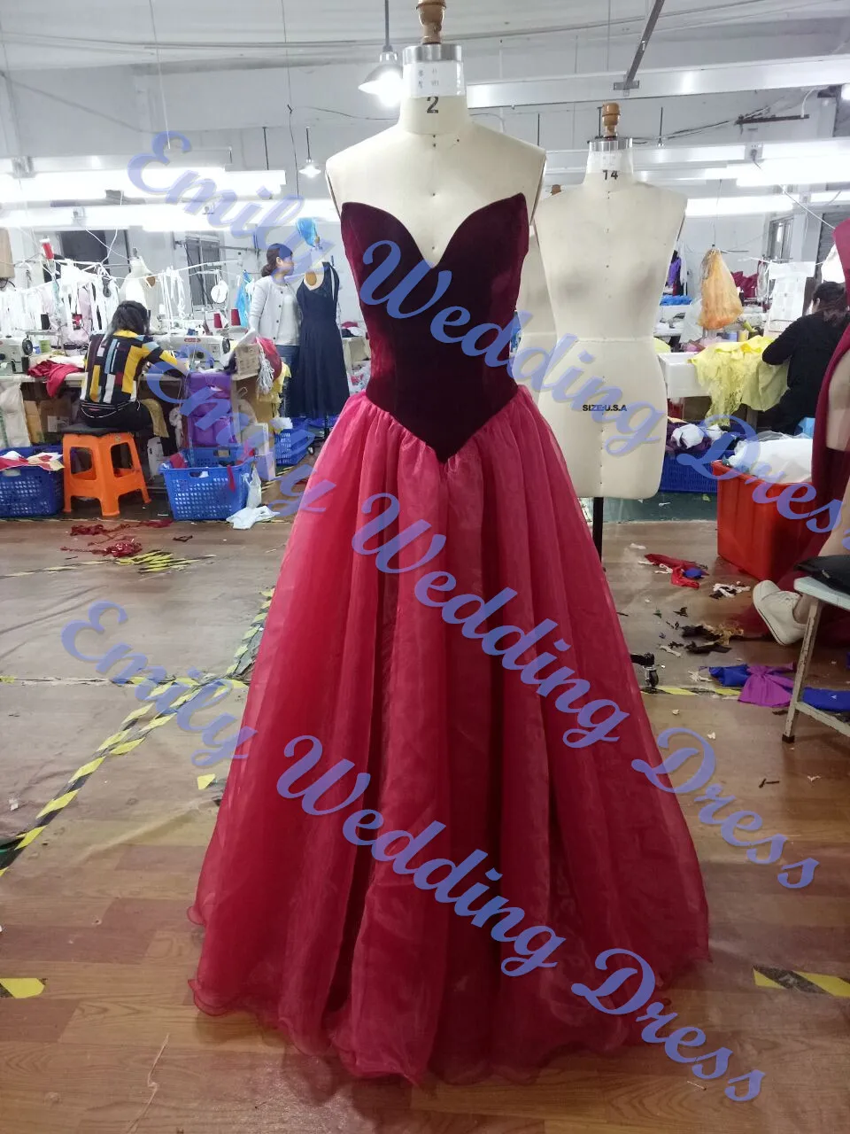 Винно-красное бархатное платье для выпускного вечера 2017 А-линия Длина до пола