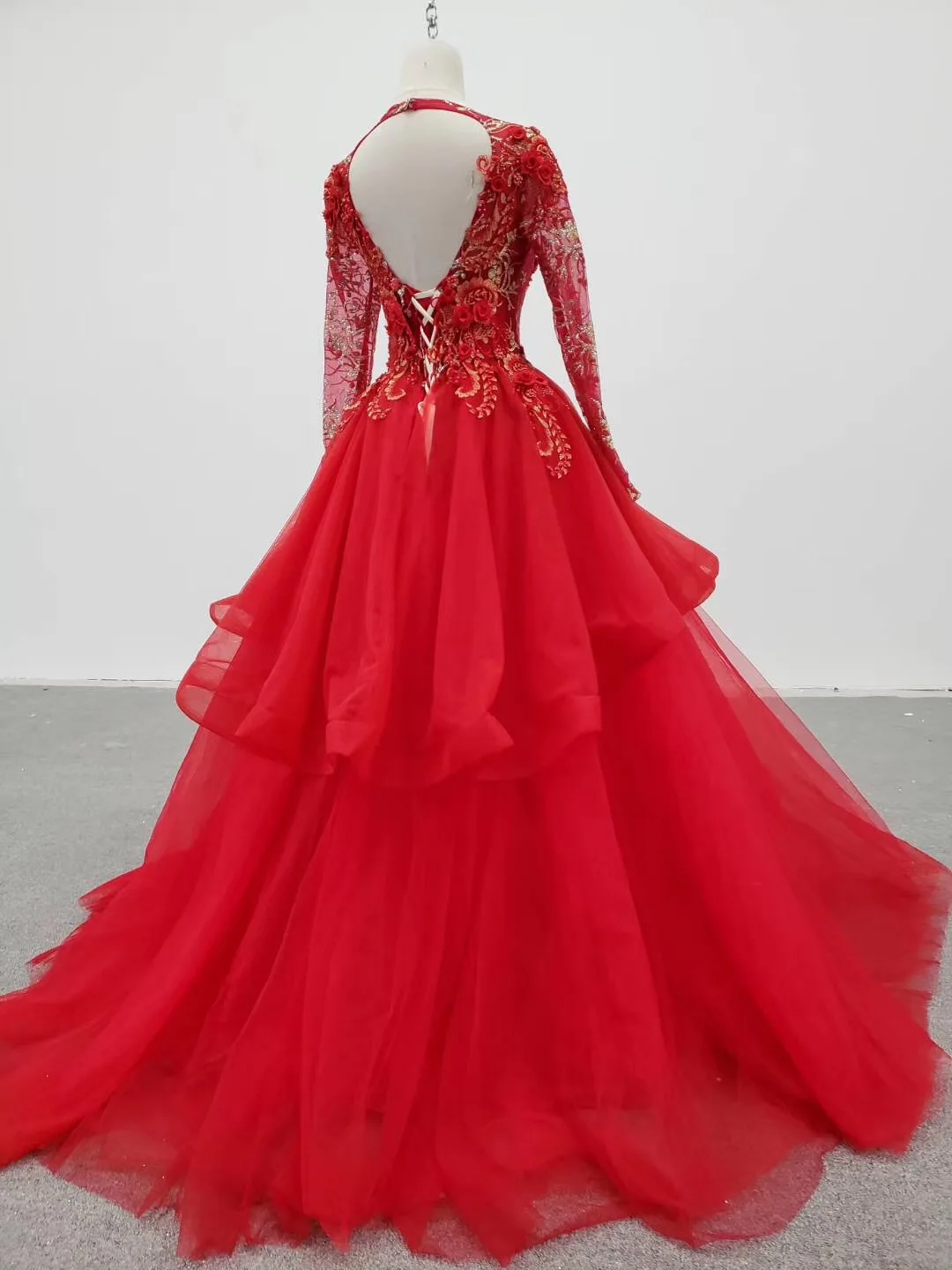 Elegant Long Red Prom Dresses Full Sleeves Sweetheart ALINE Gown Red Gold Lace Applique Tulle Ladies Evening Gown