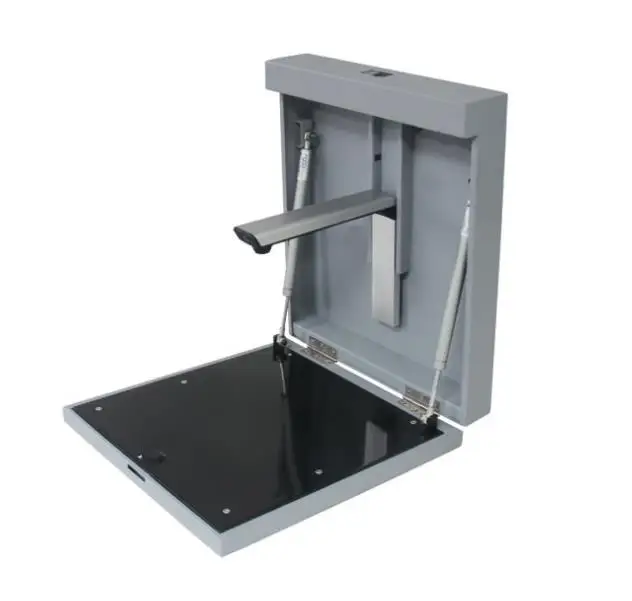 Дрель серийная съемка инструмент висит преподавания в классе физической витрины