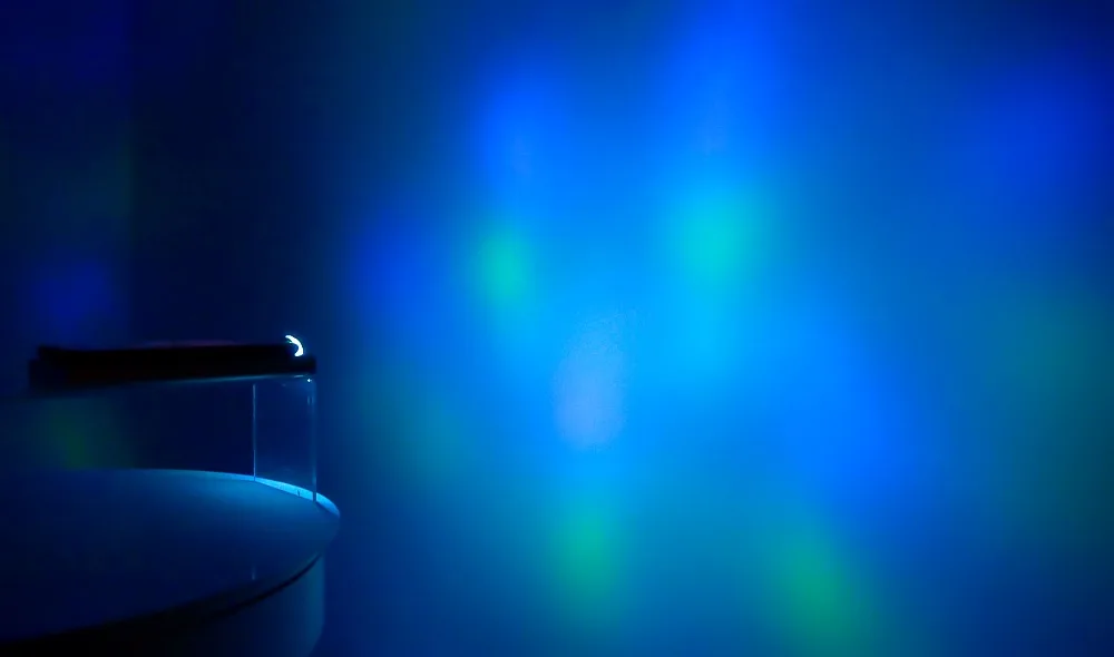 СВЕТОДИОДНЫЙ Автомобильный USB атмосферный свет DJ RGB Мини Красочный музыкальный звук лампа USB-C телефон ампулы праздничная атмосфера динамическая лампа