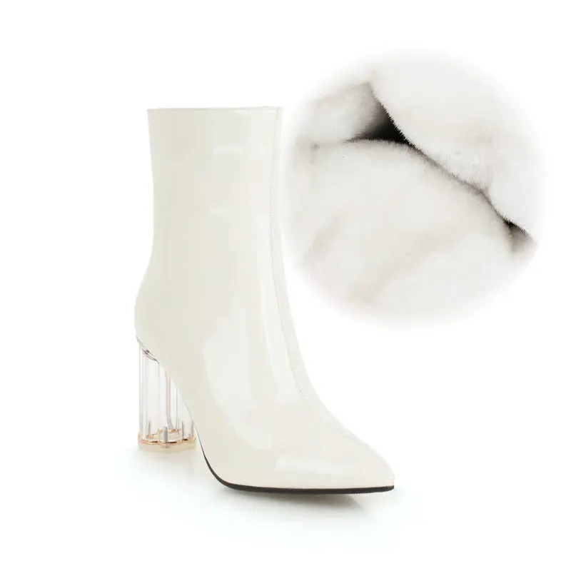 White Plush Женские ботинки; Модные ботильоны из лакированной кожи на высоком квадратном каблуке; Цвет серебристый, красный; обувь с острым носком на молнии; сезон осень-зима; обувь для ночного клуба - Цвет: White Plush