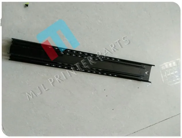 

Широкоформатная направляющая для OCE TDS400 450 600 320
