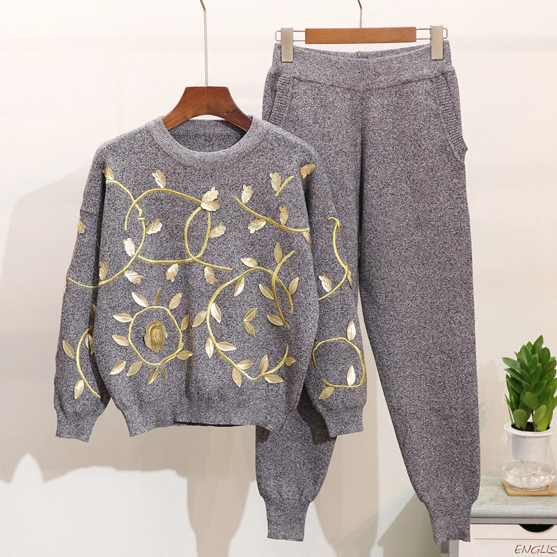

2018 winter 2 pieces sweater suits Embroidery sweater knitted + pants set Women two piece set