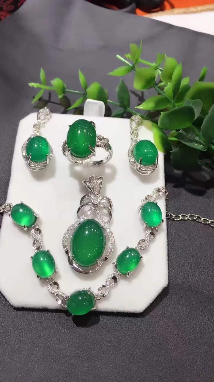 S925 серебро инкрустированные хризантемы куски костюм натуральный лед Хризантема