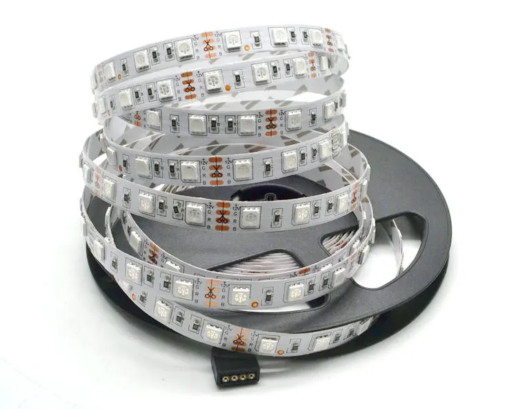 Набор светодиодных лент 5050 RGB 5 м/300LED гибкая лента + Высококачественный