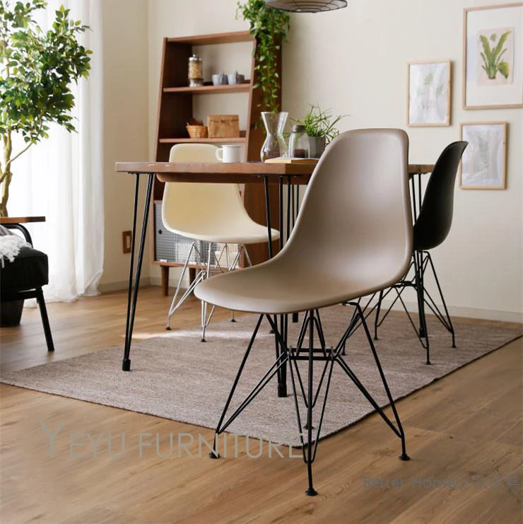 Минималистический современный дизайн Пластик и черного цвета с металлическими