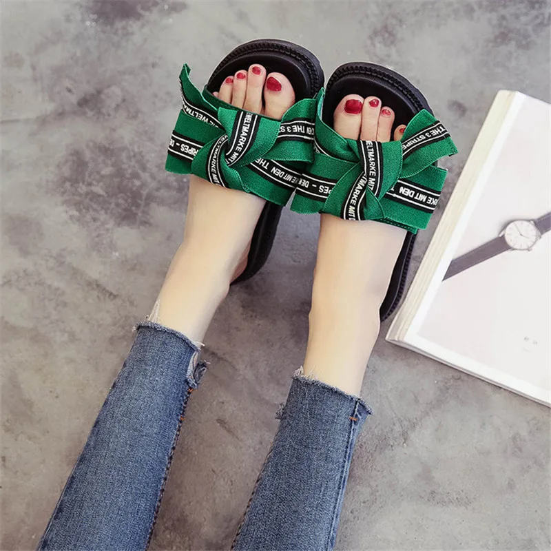 Женские нескользящие тапочки на плоской подошве уличные платформе женская обувь