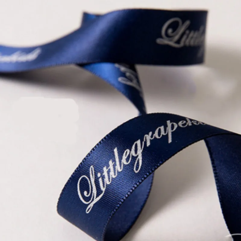 Высококачественная плоская атласная лента 100 ярдов с индивидуальным логотипом