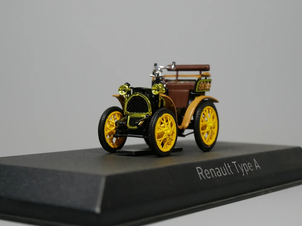 Авто ИНН-норев RENAULT тип А литая модель автомобиля