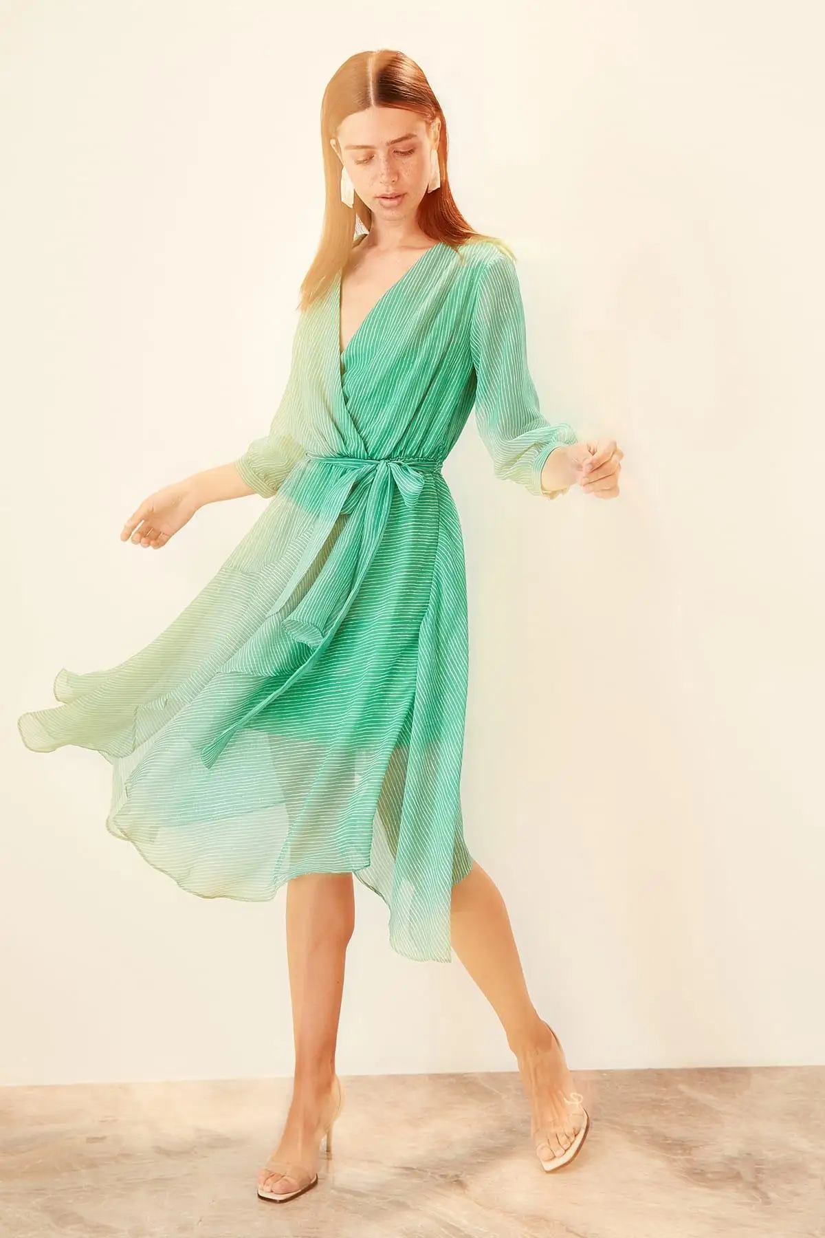 Trendyol зеленое платье со шнуровкой TWOSS19XO0114|Женские платья| |
