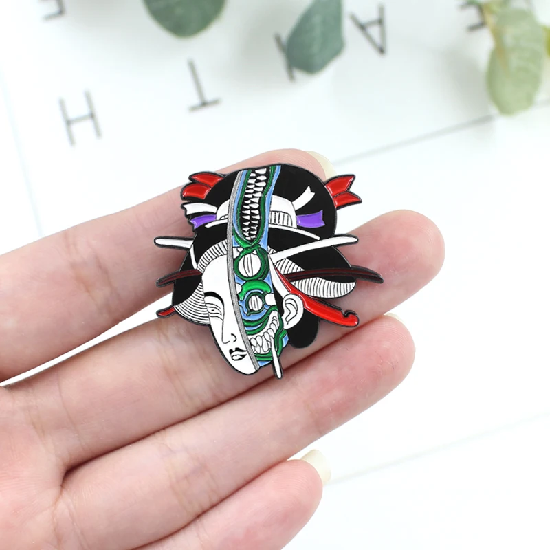 Мультяшная японская брошь в виде инопланетянина гейши креативная Женская Брошь