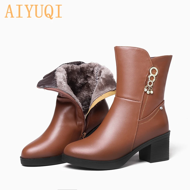 AIYUQI; женские зимние ботинки; Сезон Зима; Новинка года; natura; женские ботинки из натуральной кожи; большие размеры 42-43; толстая шерсть; блестящие женские модельные туфли