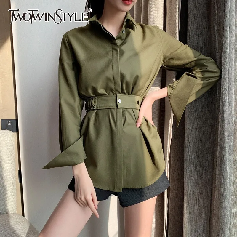 TWOTWINSTYLE Корейская туника с длинным рукавом Женская блузка с отворотом и поясом черная рубашка Женская Повседневная Весенняя модная одежда Новинка