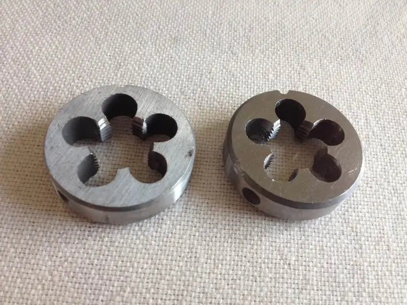 

Free shipping of 2PCS Alloy steel made right hand threading UNS 3/8"-18 Die Threading Tools Lathe Model Engineer Thread Maker