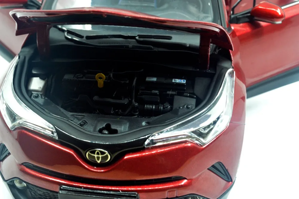 Масштаб 1:18 Toyota C HR CHR 2019 красная статическая имитация литая миниатюрная