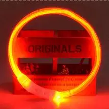 Usb зарядка Регулируемый ошейник для собак светодиодный перезаряжаемый ночной мигающий светящийся ошейник для собак пластиковый однотонный ошейник для собак - Цвет: Красный