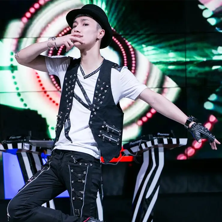 

Nightclub bar male singer Europe and the United States stage sleeveless Slim rivet costumes ds Korean personality vest male