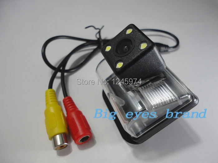 CCD Камера заднего вида с 4 LED HD для Mazda 6 2002-2008/CX5 2011 |