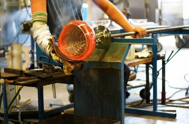 Украшение для свадебного банкета хрустальное освещение дизайн сердца зеленое