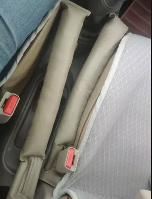 Слот для автомобильного сиденья с защитой от утечки защиты падения из микрофибры