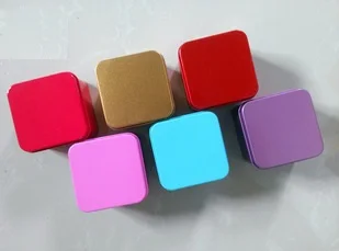 Разноцветная квадратная жестяная коробка коробки для конфет маленькая