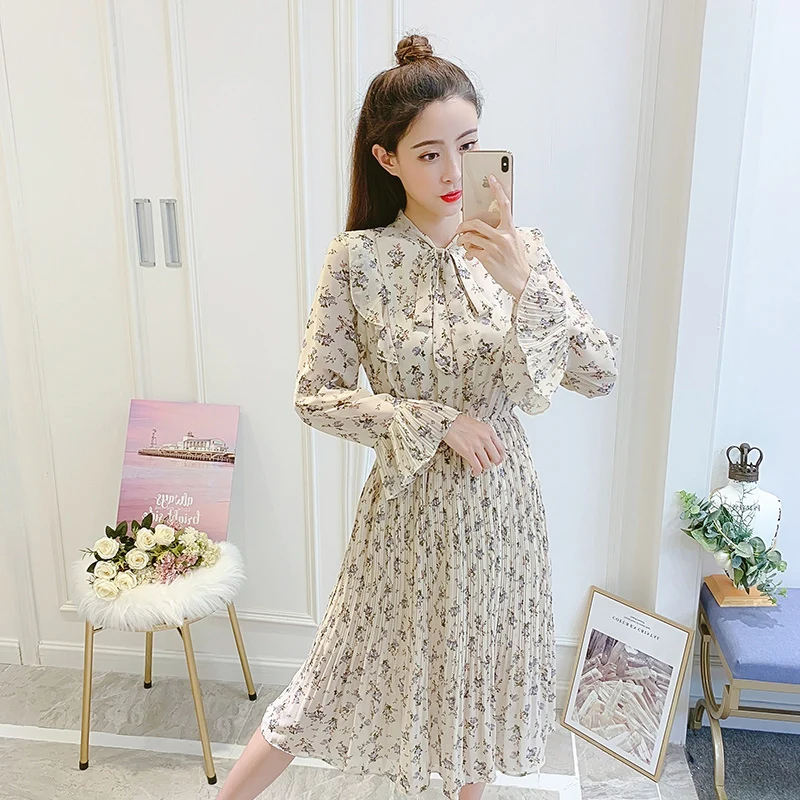 Шифоновое плиссированное платье новинка весны 2019 женское свободное шифоновое с